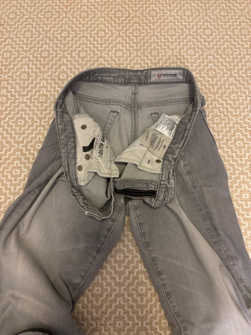 AG Adriano goldsmied size 28 regular legging ankle super skinny light grey